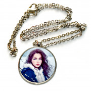 Колье с кулоном круг 