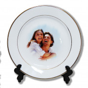 Тарелка керамическая золотой ободок 25см