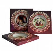 Тарелка в коробке